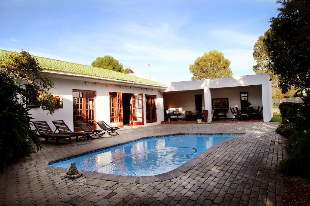 Fynbos Guest House Riversdale Extérieur photo